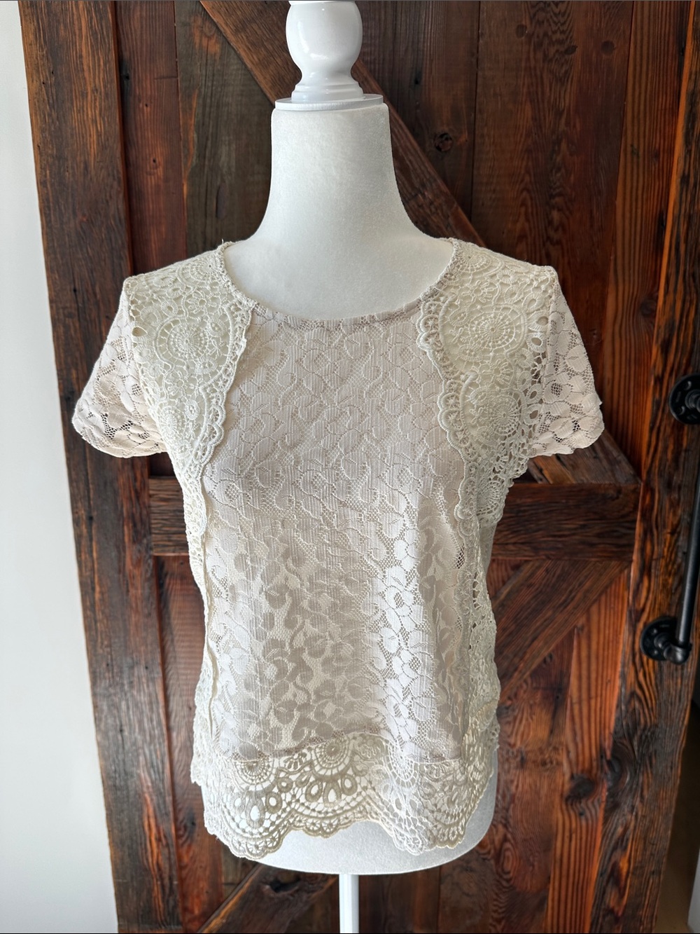 Coco + Jameson Lace Boho Short Sleeve Top